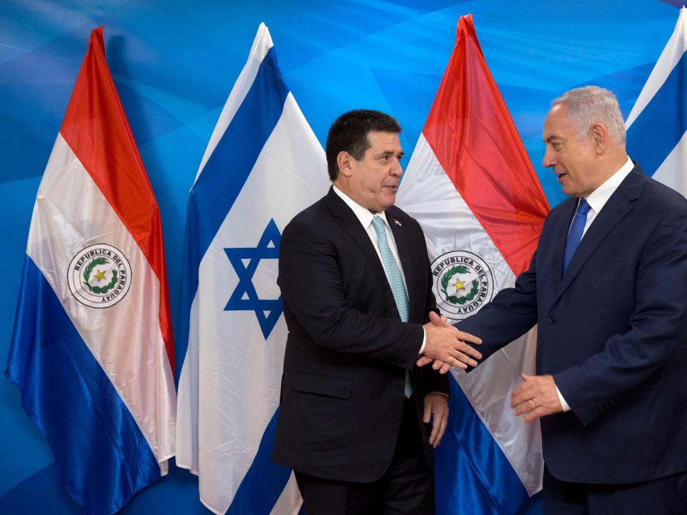El primer ministro israelí, Benjamín Netanyahu, y el presidente de Paraguay, Horacio Cartes.