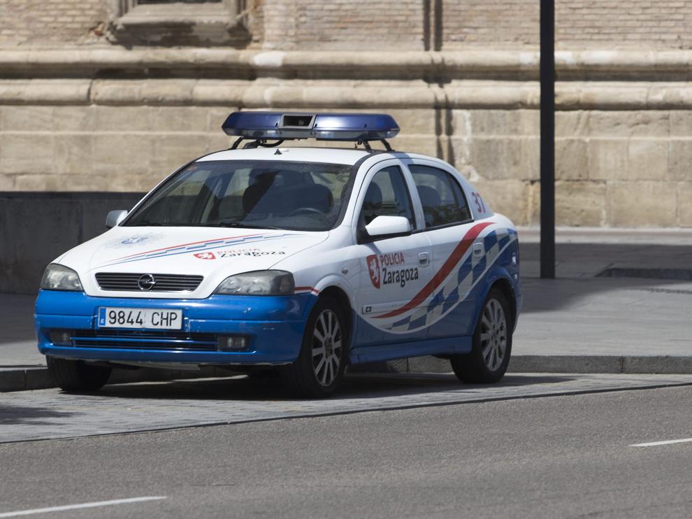 Vehículos de la Policía Local de Zaragoza.