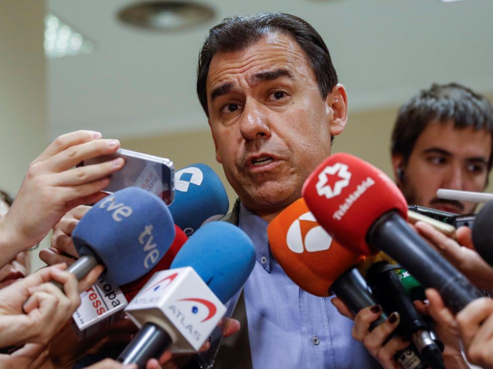 El coordinado general del PP, Fenando Martínez-Maíllo, en declaraciones a los medios tras conocerse la sentencia de la Audiencia Nacional correrpondiente a la macrocausa de Gürtel.