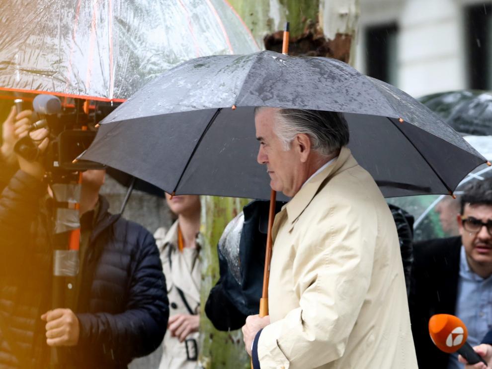 Luis Bárcenas, este lunes, a su llegada a la vista.