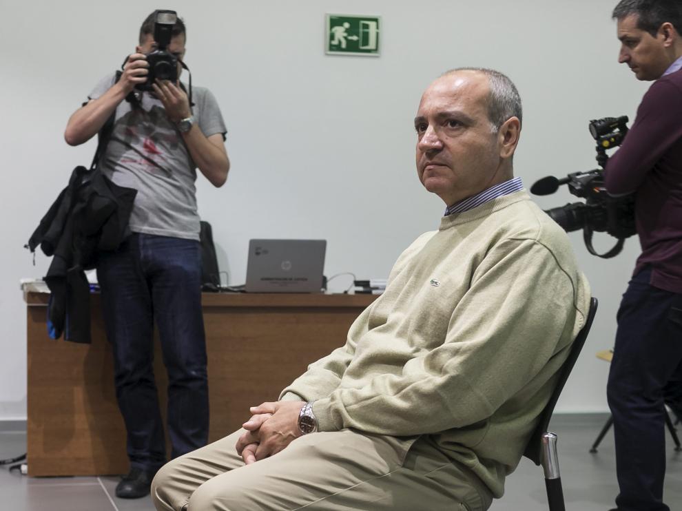 Javier Valenzuela Recio, en el banquillo de los acusados de la Audiencia de Zaragoza.
