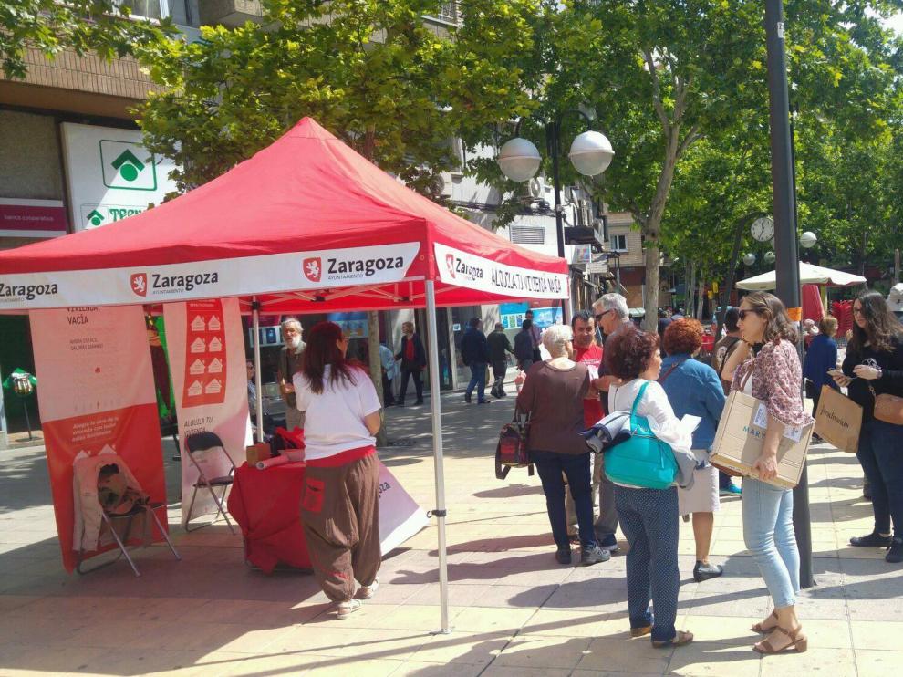 La plaza de Las Canteras fue el sábado 26 punto de información para alquilar viviendas vacías