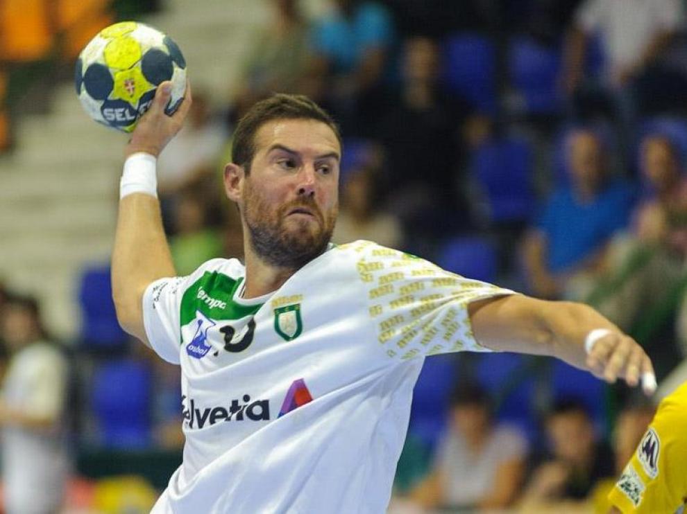El portugués Filipe Mota durante un partido con el Anaitasuna.