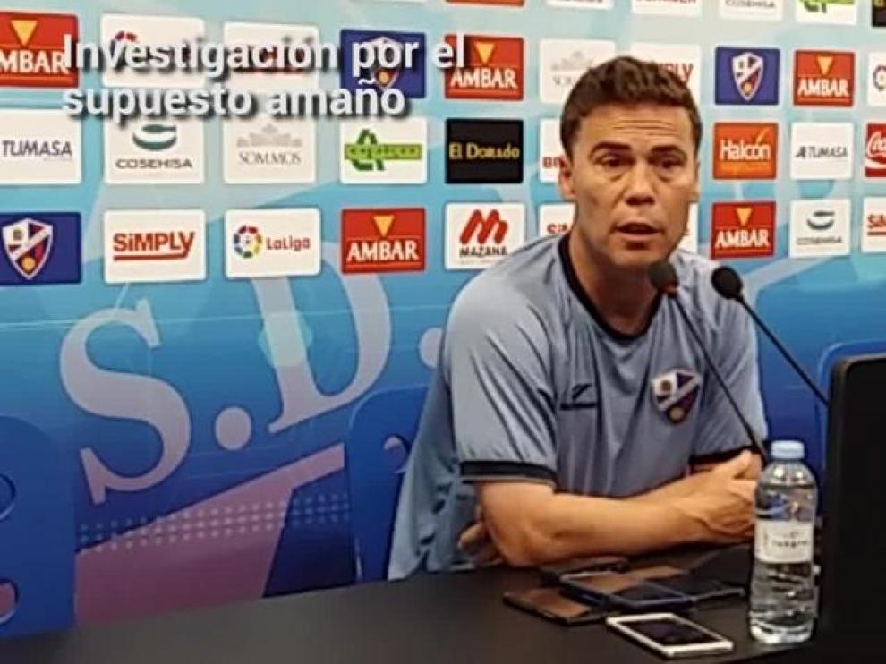 el entrenador de la Sociedad Deportiva Huesca, Joan Francesc Ferrer Sicilia 'Rubi'.