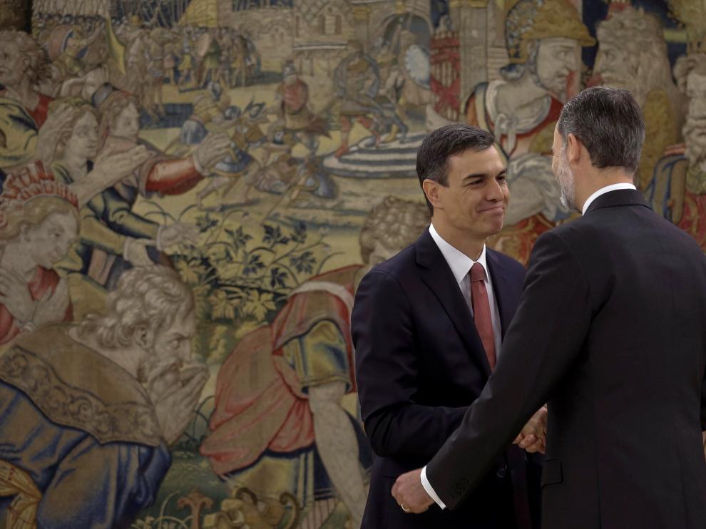Foto de archivo del presidente del Gobierno, Pedro Sánchez, y el rey Felipe VI.