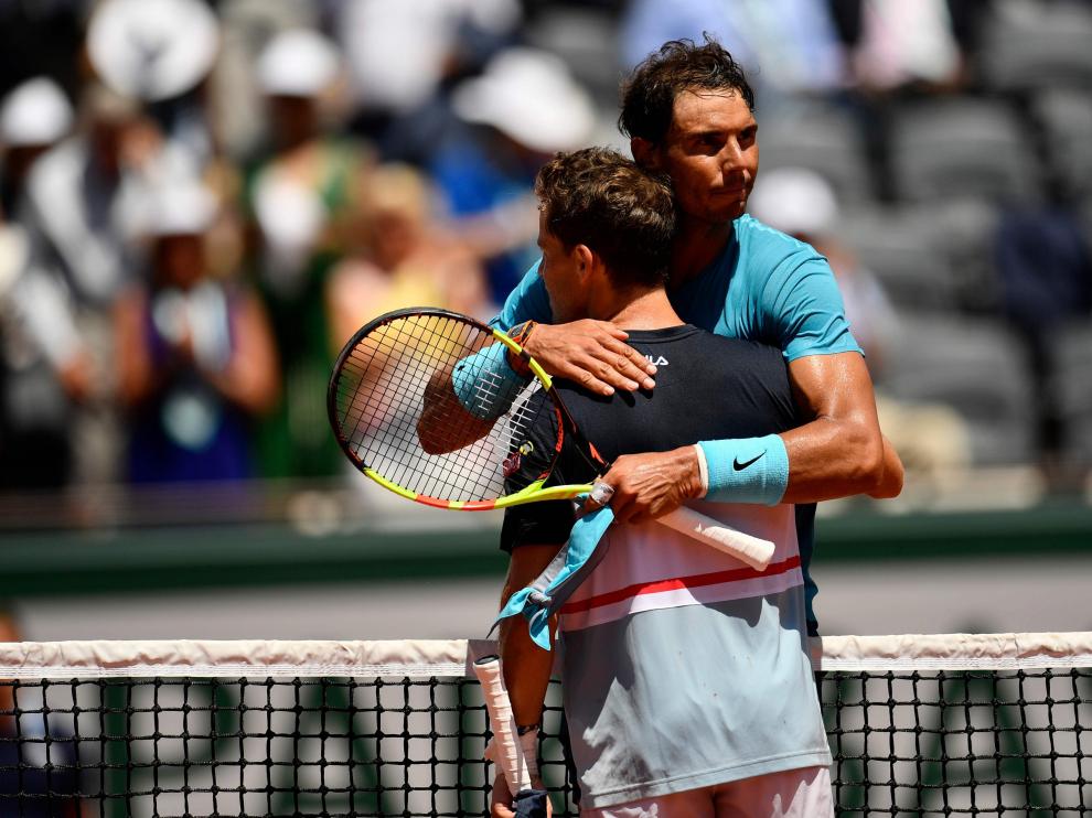 Nadal abraza al argentino Diego Schwartzman