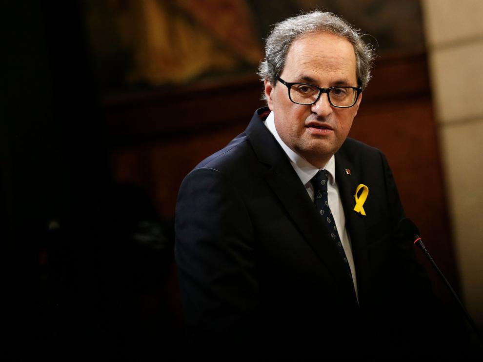 Quim Torra ha enviado a Alfonso Guerra dos libros sobre catalanes en campos de concentración nazis.