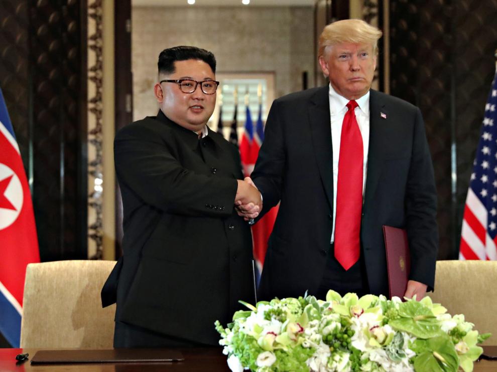 Imagen de archivo de Donald Trump y Kim Jong-un en su última reunión.