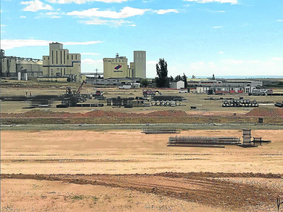 Continúan los preparativos a la espera de la licencia de obras.