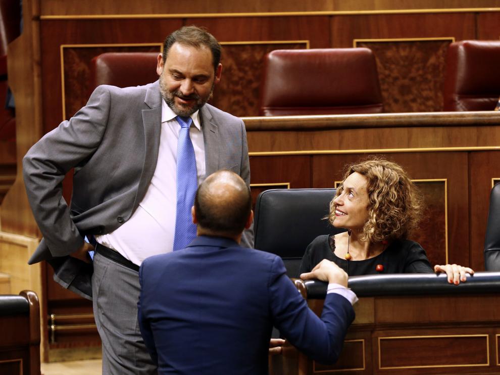 Los ministros Meritxell Batet y José Luis Ábalos, en el Congreso de los Diputados este martes, 12 de junio.