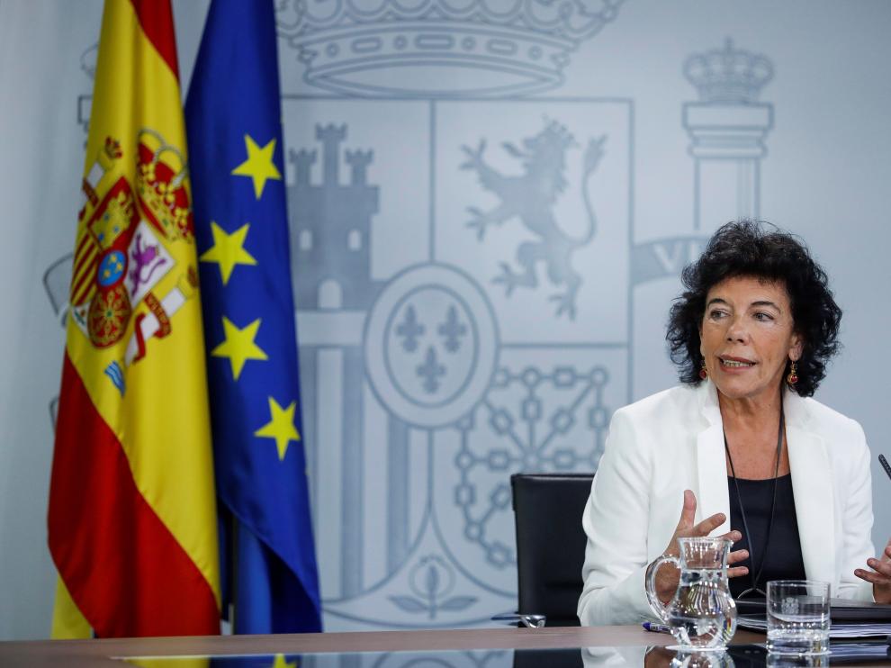 Isabel Celáa.
