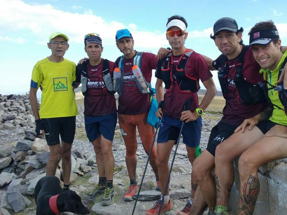 Participantes en el primer reto solidario Moncayo Non Stop 24 horas en 2017.