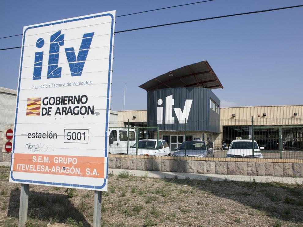 Fachada de la ITV de Malpica en Zaragoza, donde se detectaron las irregularidades.