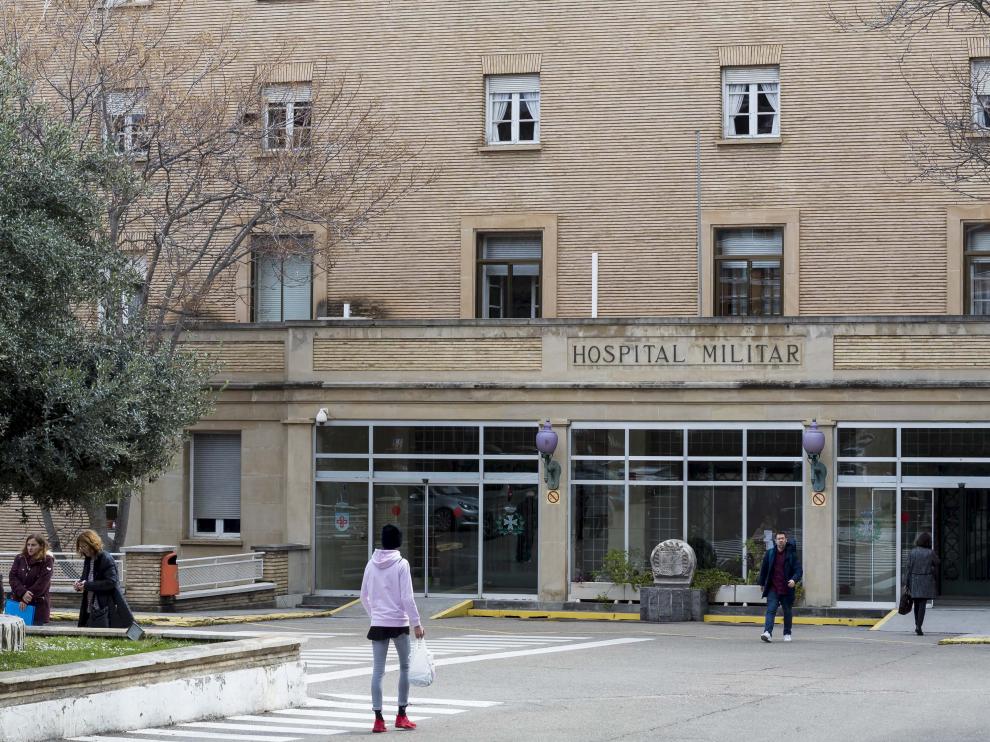 Fachada del Hospital Militar de Zaragoza.