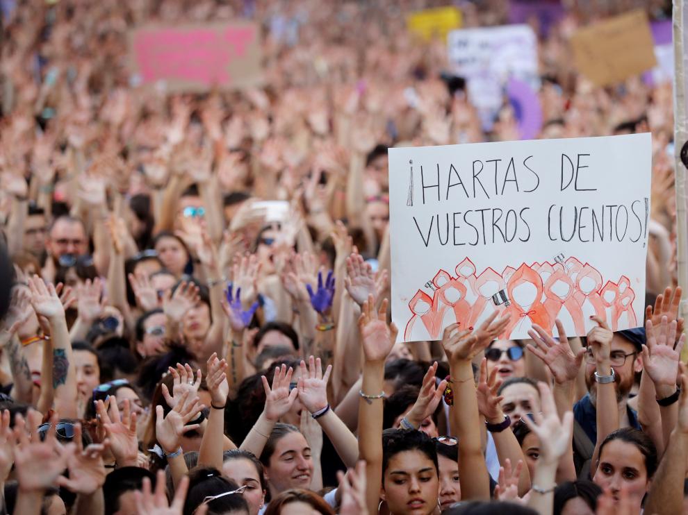 Manifestación en Madrid contra la decisión de la Audiencia de Navarra.