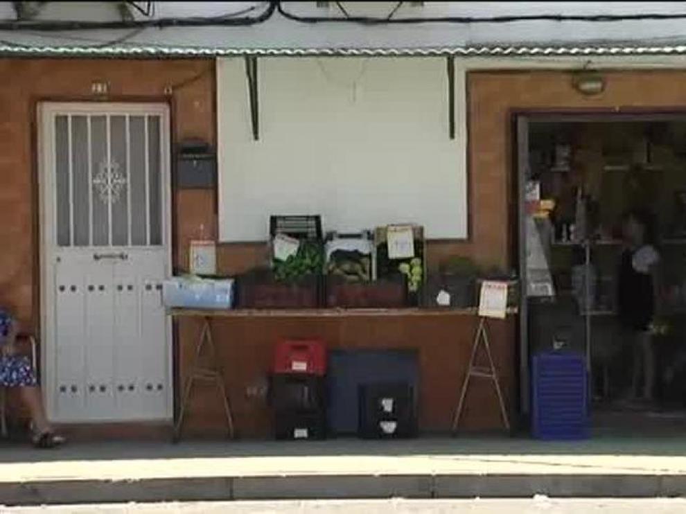 El barrio sevillano de los integrantes de La Manada, dividido.