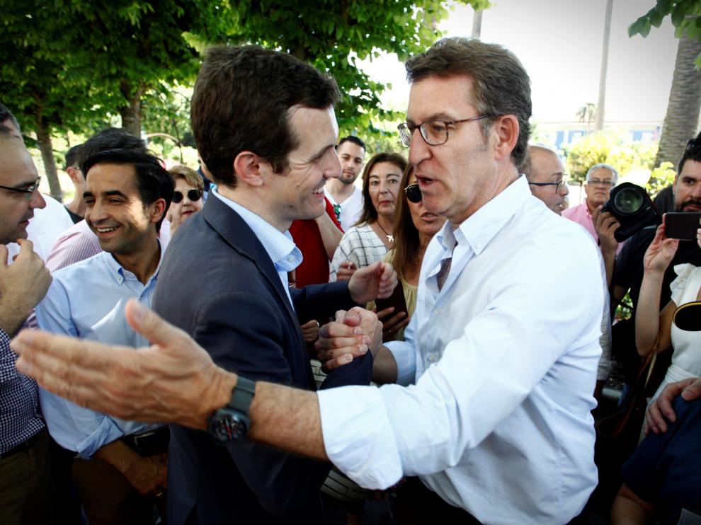Casado, junto a Feijoó en la presentación de su candidatura.