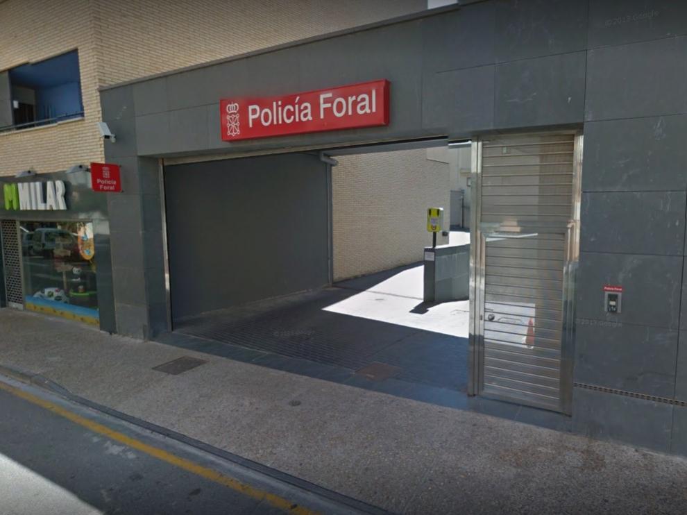 El suceso ha tenido lugar junto a la comisaría de la Policía Foral
