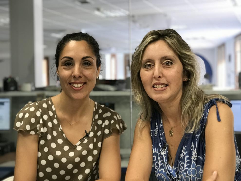 A la derecha, la doctora Lourdes Moreno Carbonell, de la clínica Aragolaser.