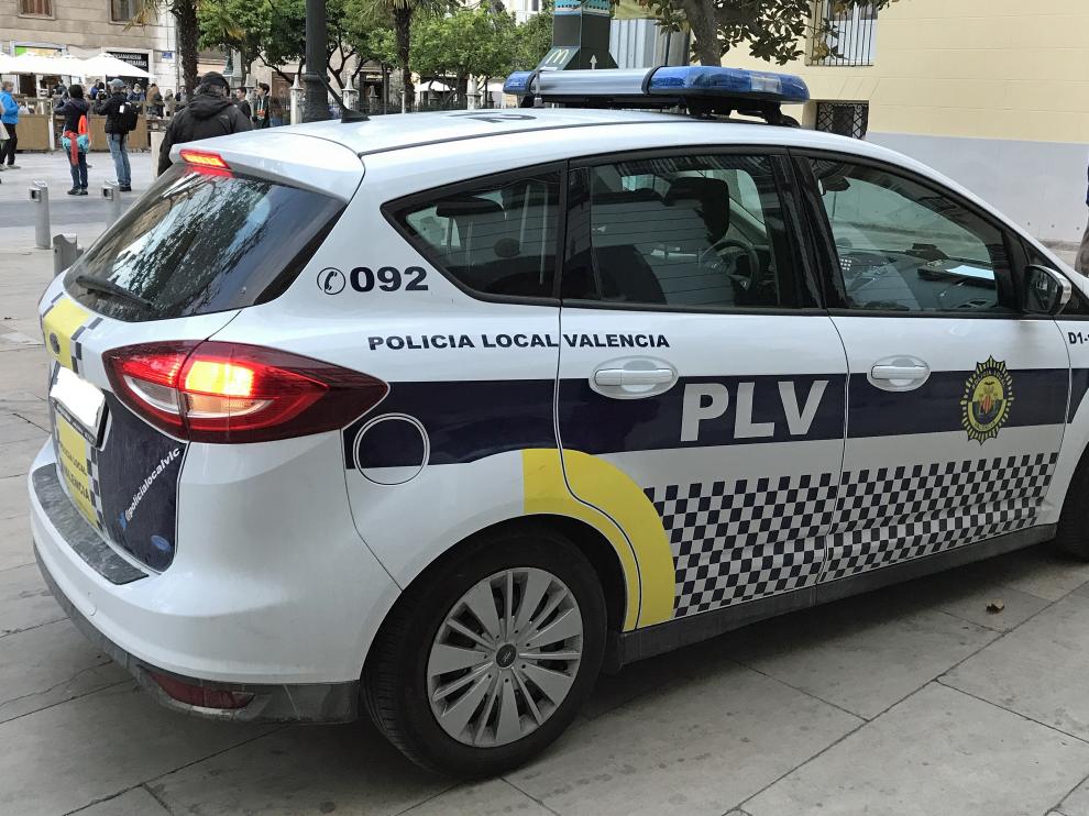 El hombre, de 28 años, fue detenido por la Policía Local de Valencia.