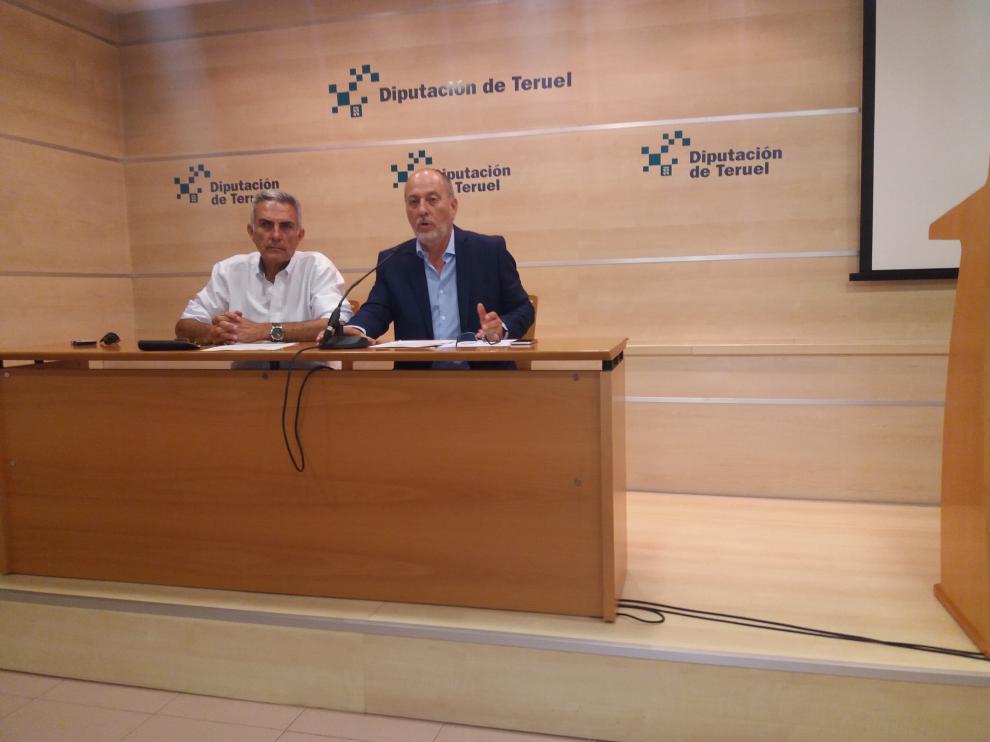 Los diputados del PSOE José Luis López y José Ramón Ibáñez.