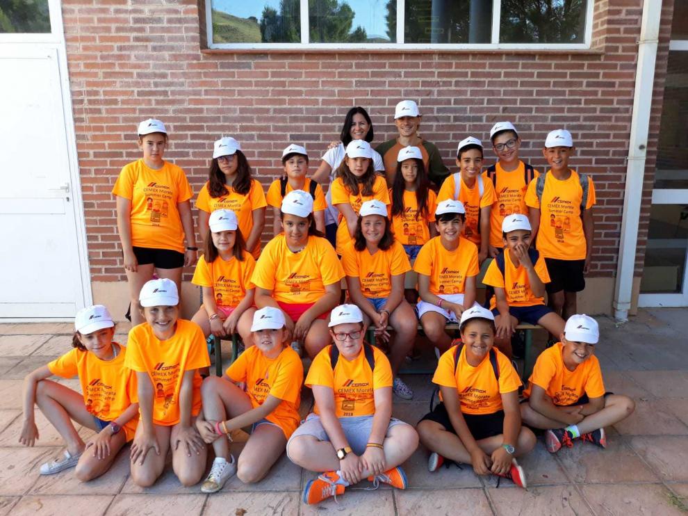 Alumnos del colegio Lucas Arriba que participan en el 'III CEMEX Morata Summer Camp'.