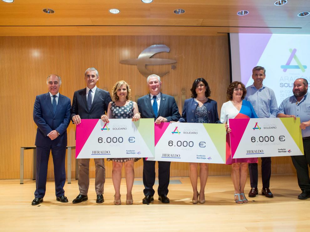 De izquierda a derecha, José Luis Rodrigo, Juan Carlos Sánchez, Miriam Gañán, Jesús Soto, Paloma de Yarza, María Victoria Broto, Mikel Iturbe y Juan Vela