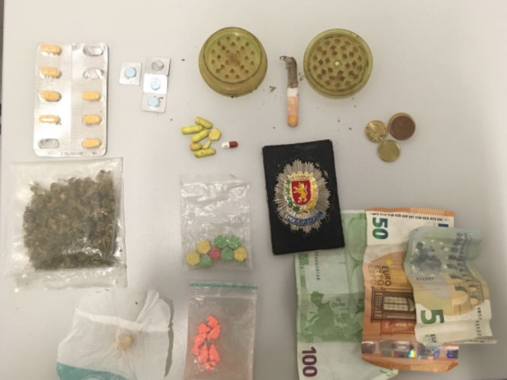 Material del que se incautó la Policía Local.