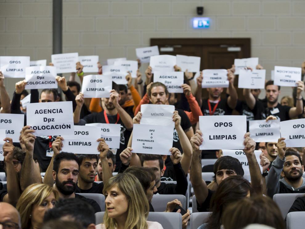 Los resultados del examen teórico provocaron numerosas quejas e incluso una querella entre los aspirantes de la oposición de bomberos de la DPZ.