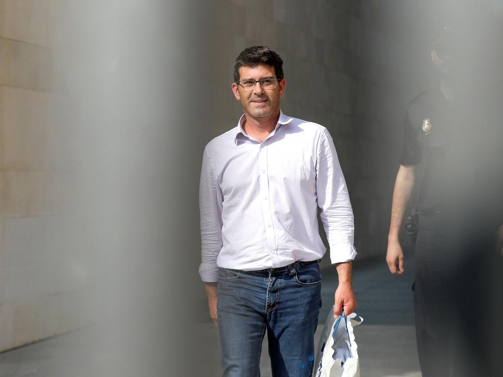 Jorge Rodríguez, presidente de la Diputación de Valencia, este jueves 28 de junio, en el momento de quedar en libertad tras ser detenido por presunta malversación.