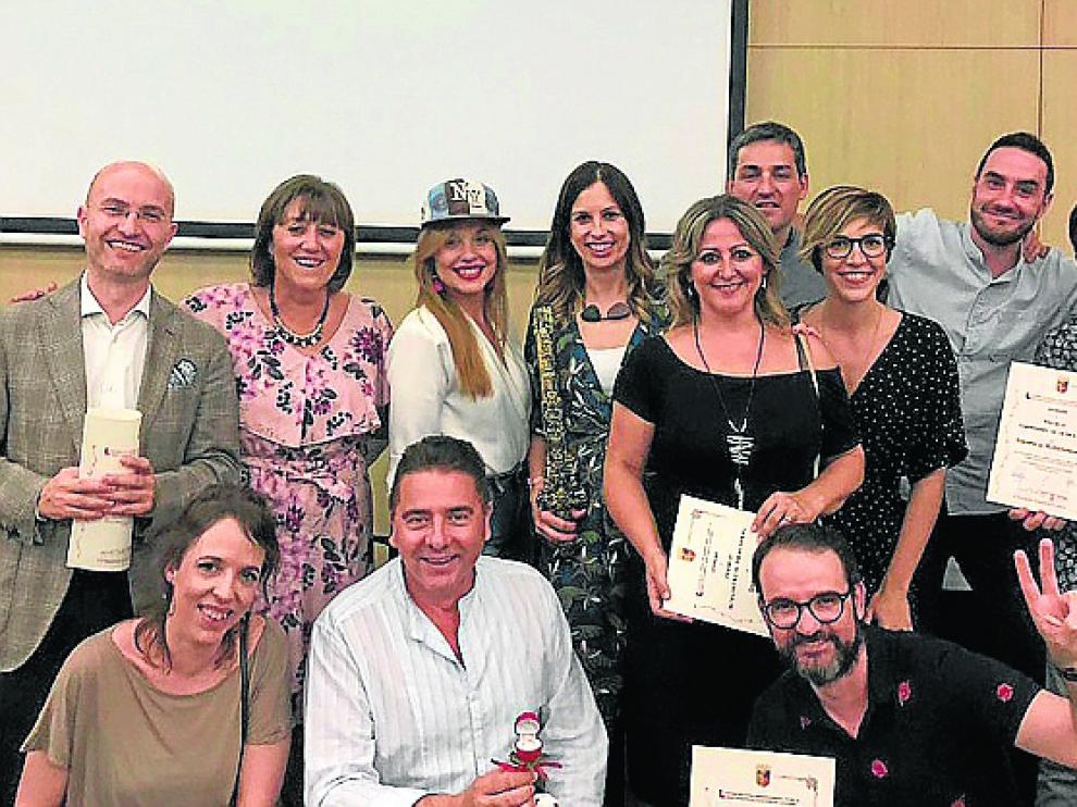 De arriba abajo, Jorge Alonso, Sagrario Sainz, Maru Díaz, María Herrero, Sara Comín, Julio Serrano, Violeta Barba, Sergio Moreno y Javier Martínez. Les siguen Carmen Agüeras, Miguel Ángel Lafuente y Michel Vallés.