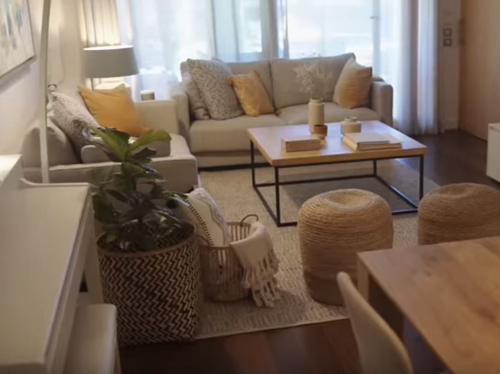 Salón de la vivienda de Risto Mejide y Laura Escanes.