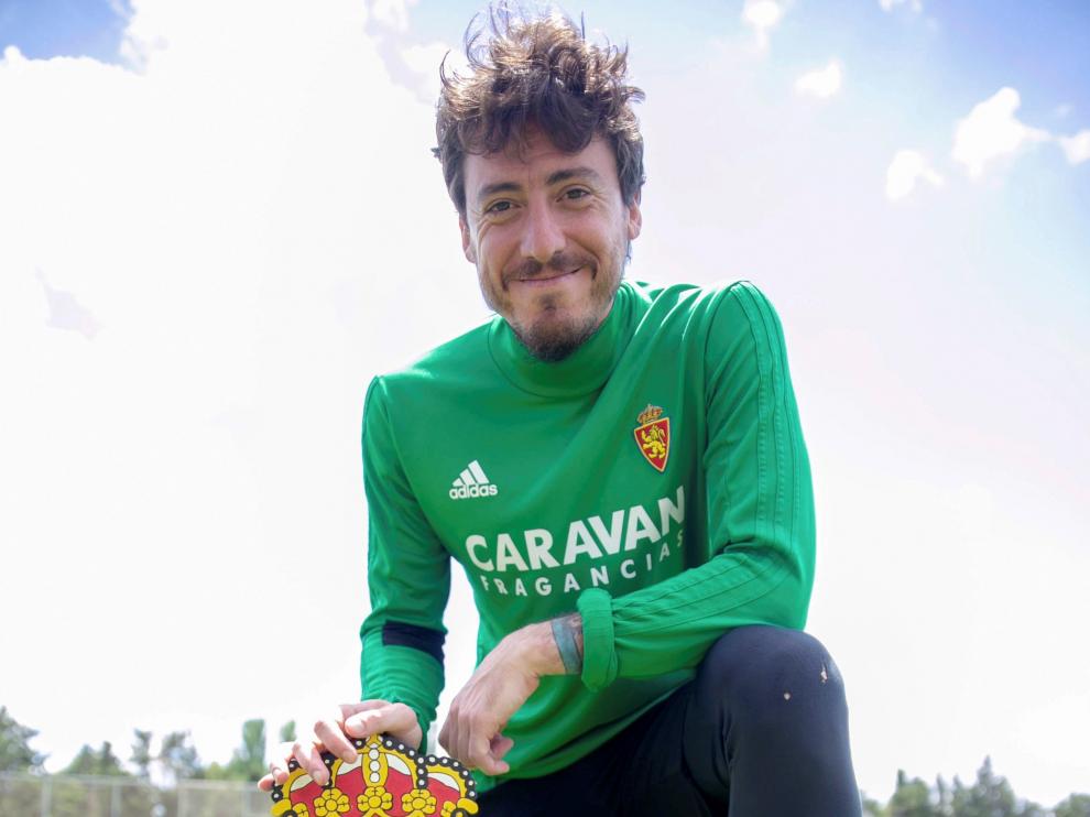 Cristian Álvarez seguira con el mismo escudo y continuará en el Real Zaragoza.