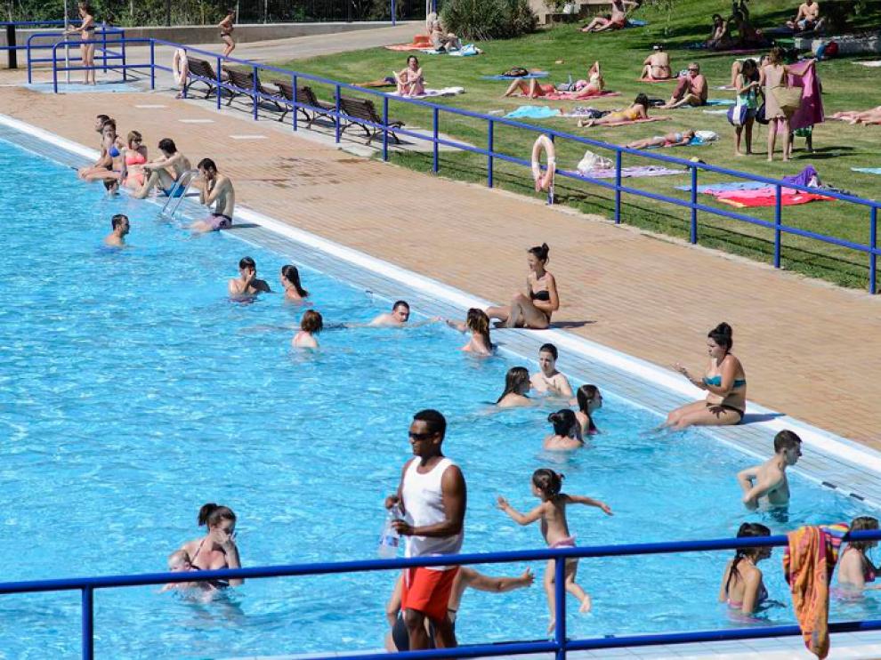 Imagen de archivo de la piscina de Salduba ("Perico Fernández") de Zaragoza .