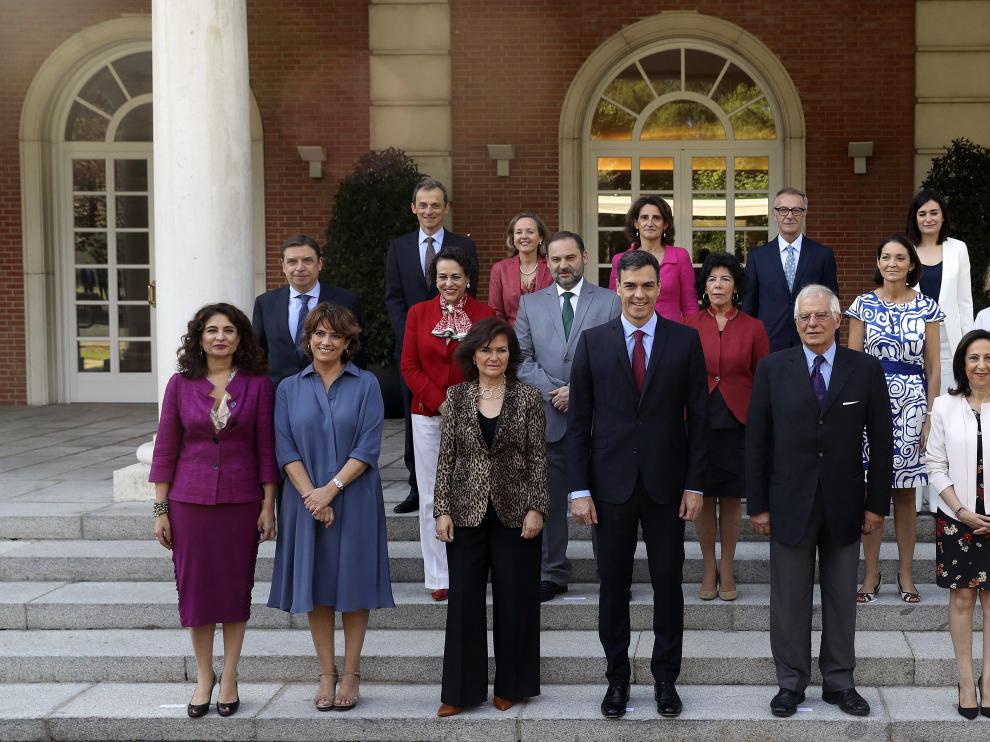 Foto de familia del Gobierno de Sánchez previa al Consejo de Ministros