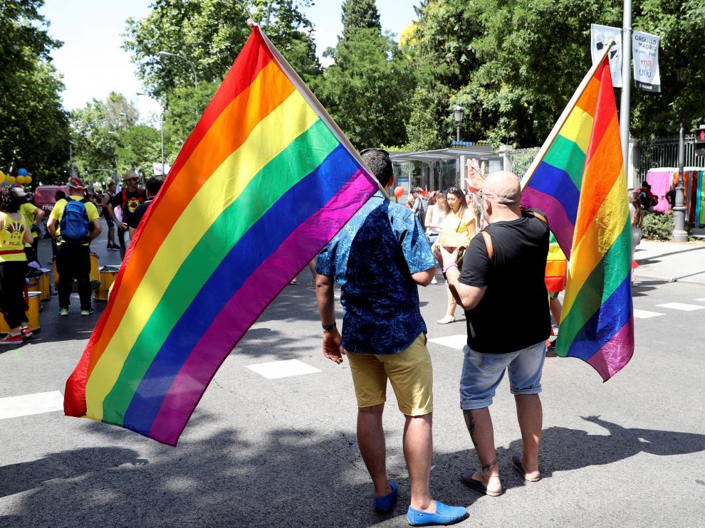 Las calles de Madrid se llenan de colorido en el desfile del Orgullo