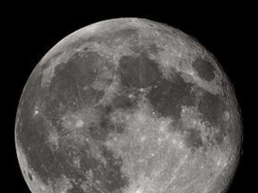 Las piedras se obtuvieron durante la misión rusa no tripulada Luna-16, que volvió del espacio en 1970.
