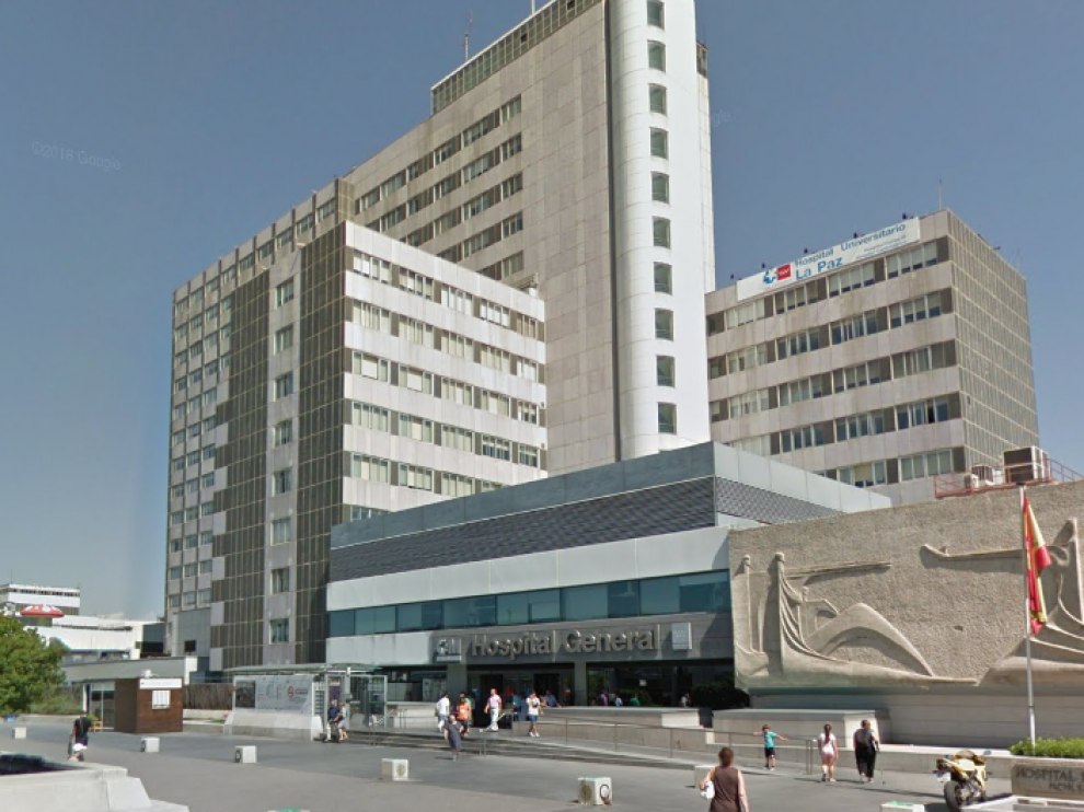 El cuerpo ha sido encontrado en el hueco de uno de los ascensores del Hospital de La Paz, en Madrid.