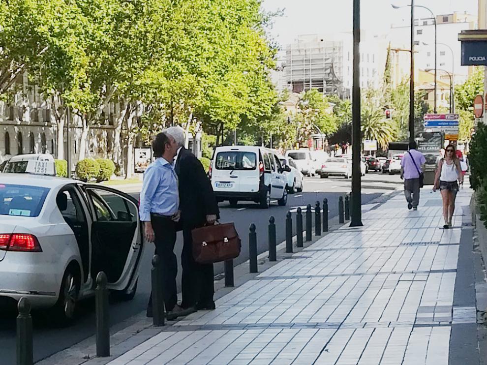Santiago Hernández, este martes, a su llegada a la Jefatura Superior de Policía de Aragón.