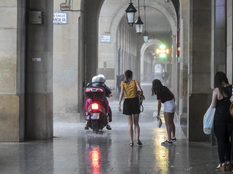 Tormenta atípica en Zaragoza