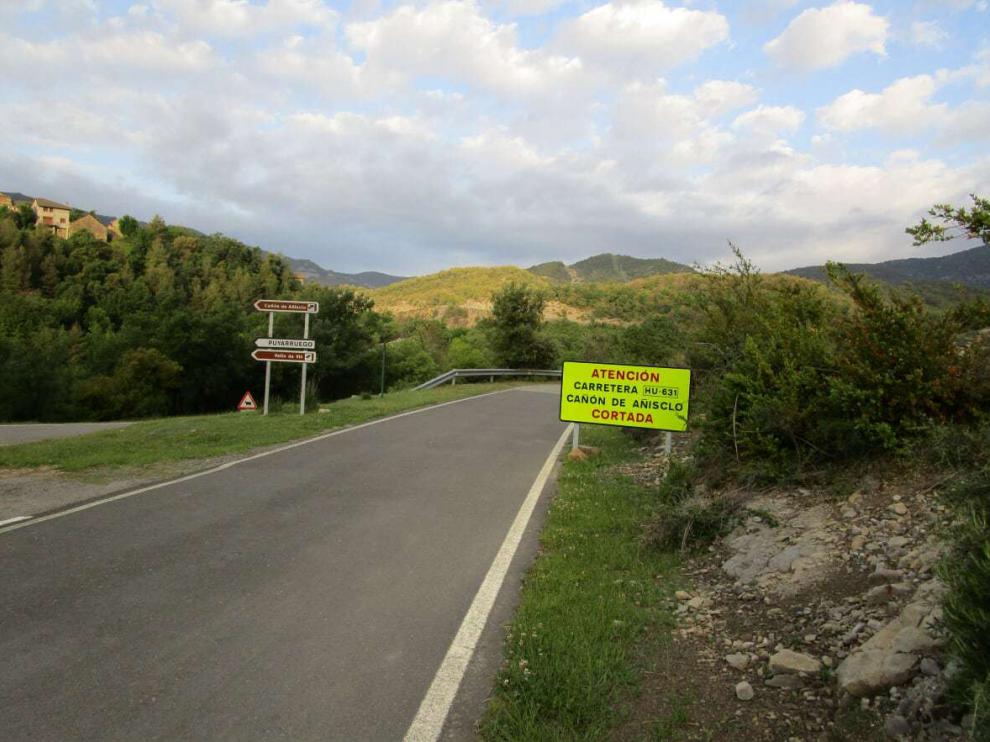 El acceso a la carretera del cañón de Añisclo permanece cortado desde abril de 2017.