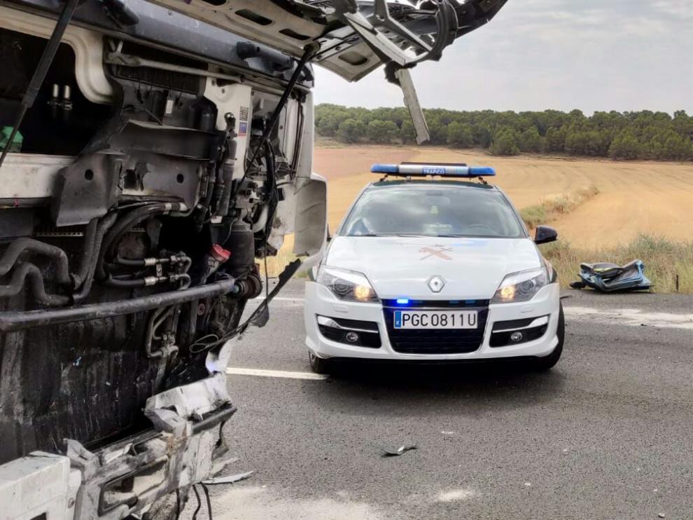 Estado en el que han quedado los vehículos tras el grave accidente