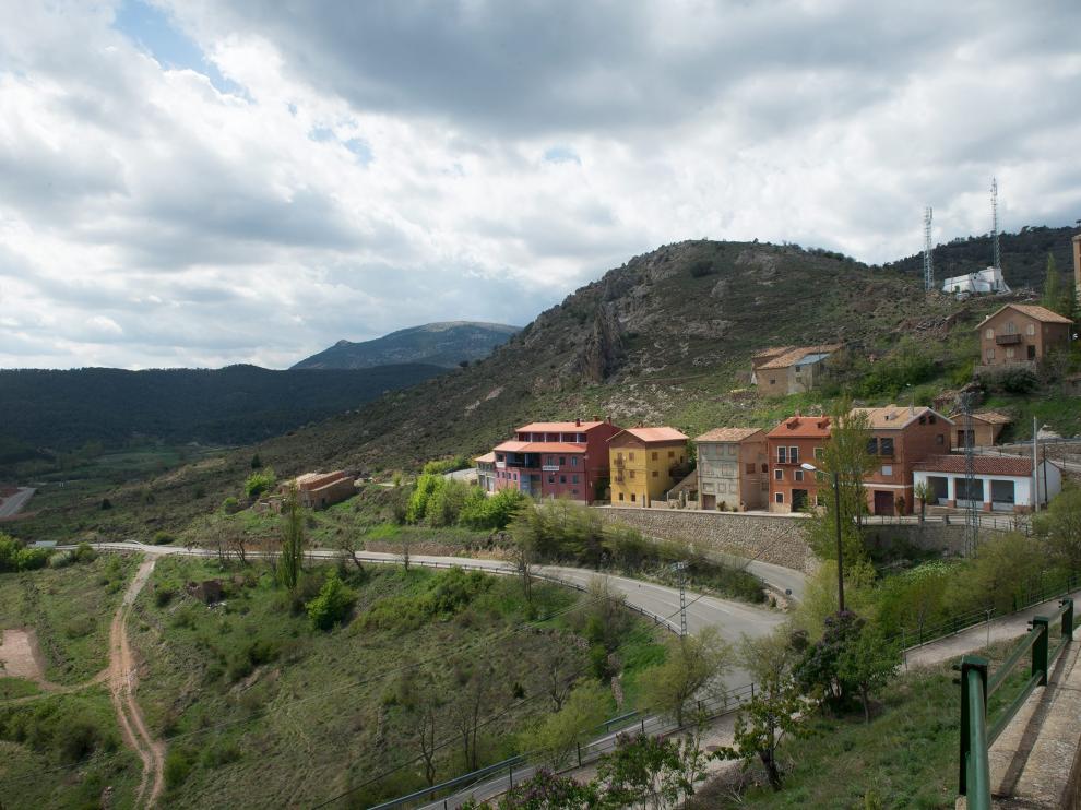 Vista de Torrijas desde la carretera