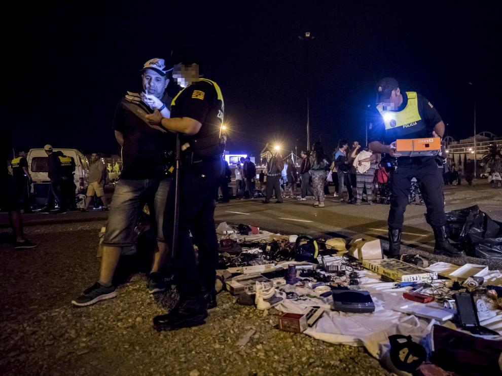 La Policía Local decomisó material e interpuso denuncias la madrugada del pasado domingo.