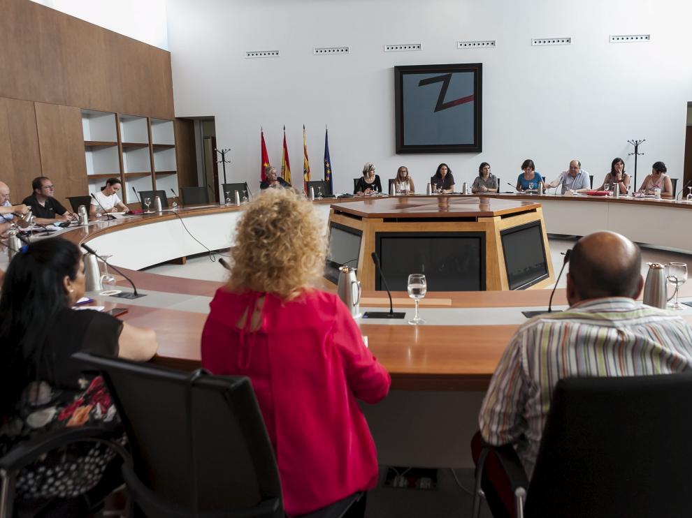 La reunión se celebró ayer por la tarde en la sala de plenos del Seminario.