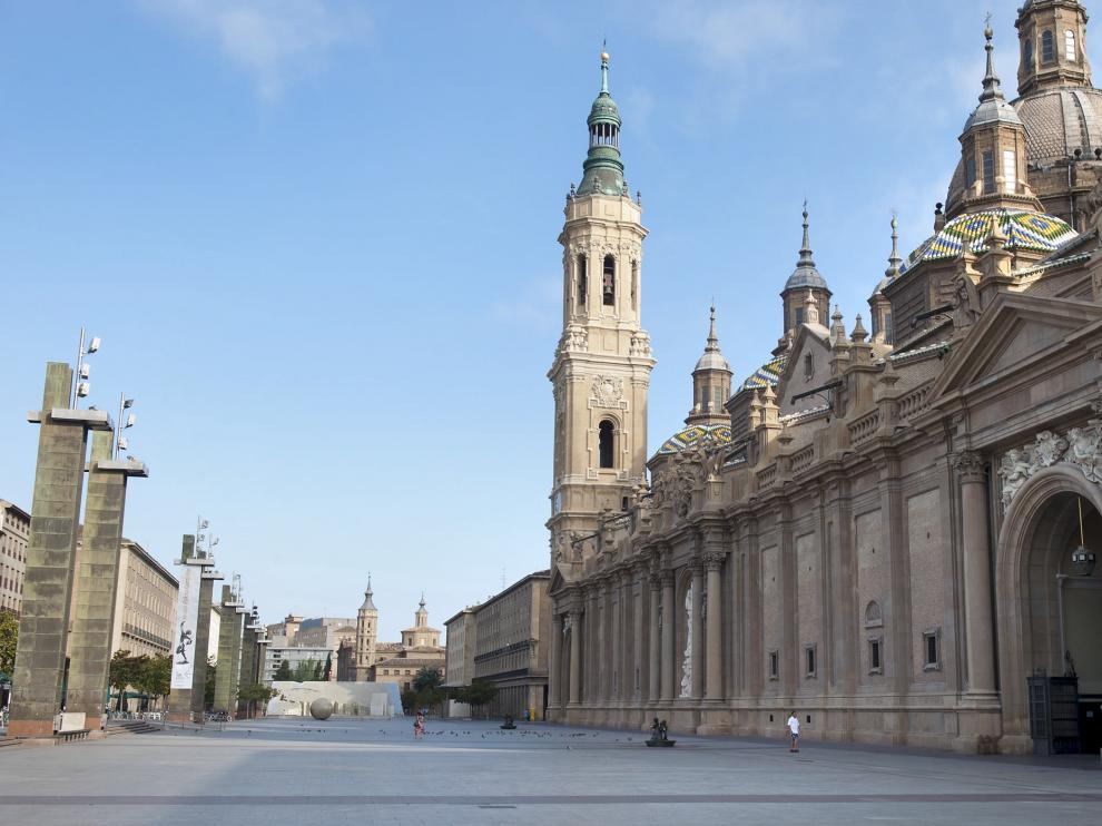 Vistas de la plaza del Pilar