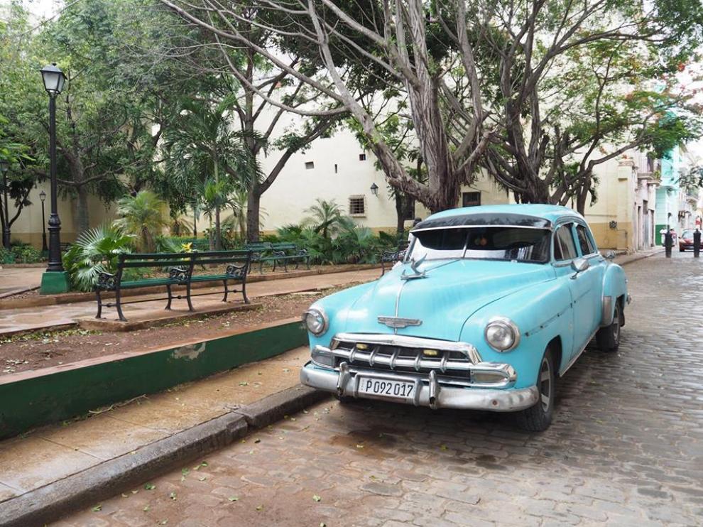 Típico coche cubano en el centro de La Habana.