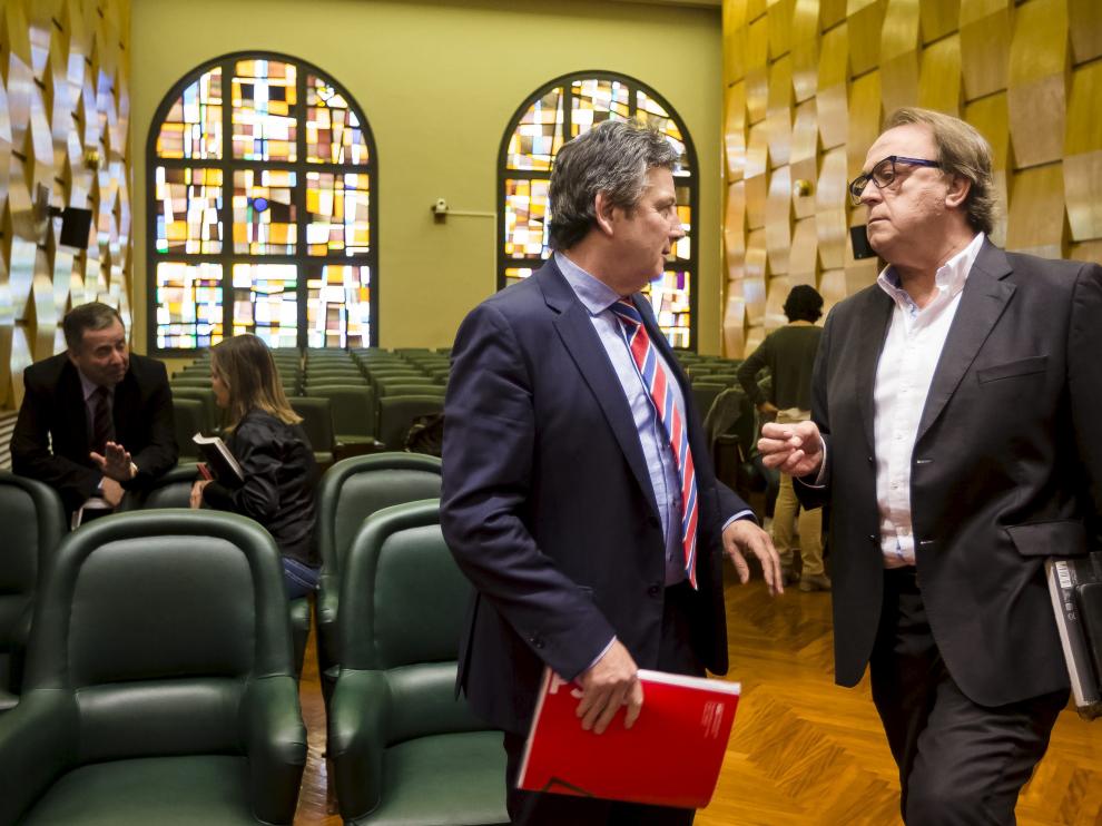 Los concejales socialistas Javier Trívez y Carlos Pérez Anadón
