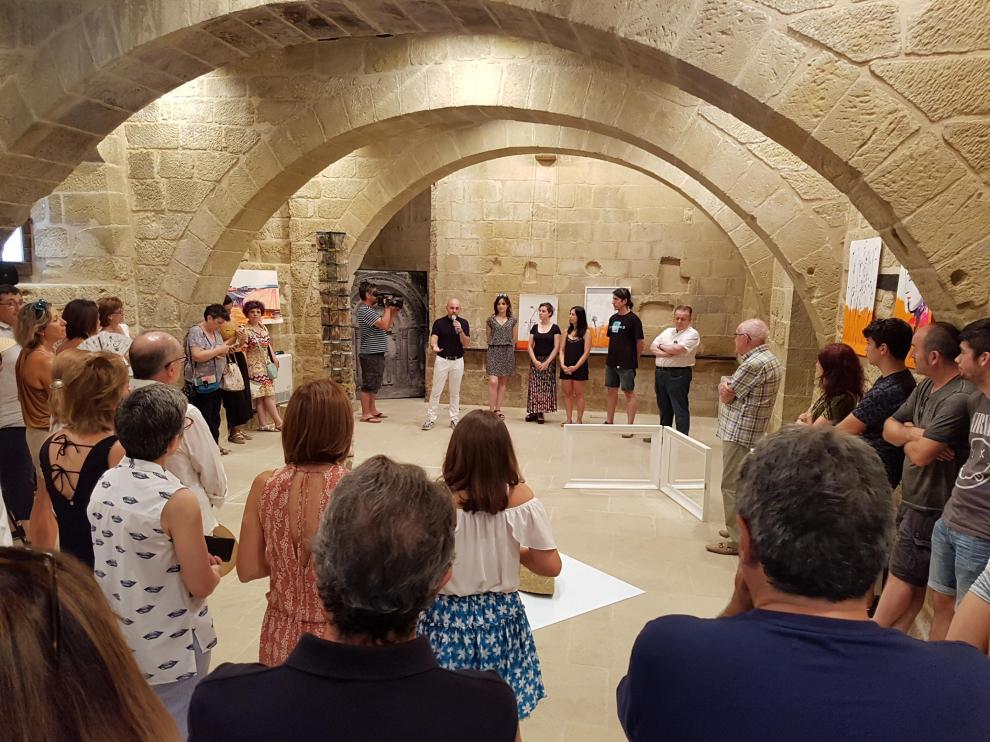 Inauguración de la exposición de Encuentra 18 en la Lonja Medieval.