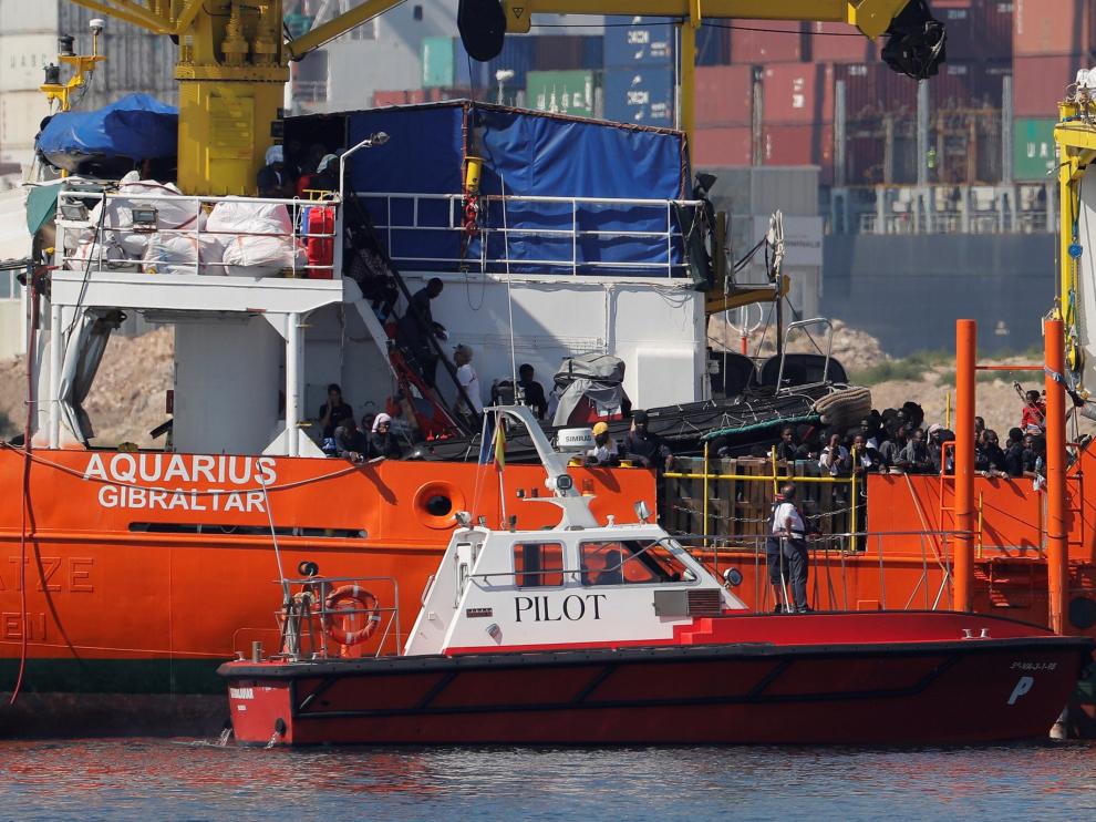 El barco Aquarius.